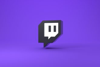 Logo Twitch na białym tle z fioletowym tłem.