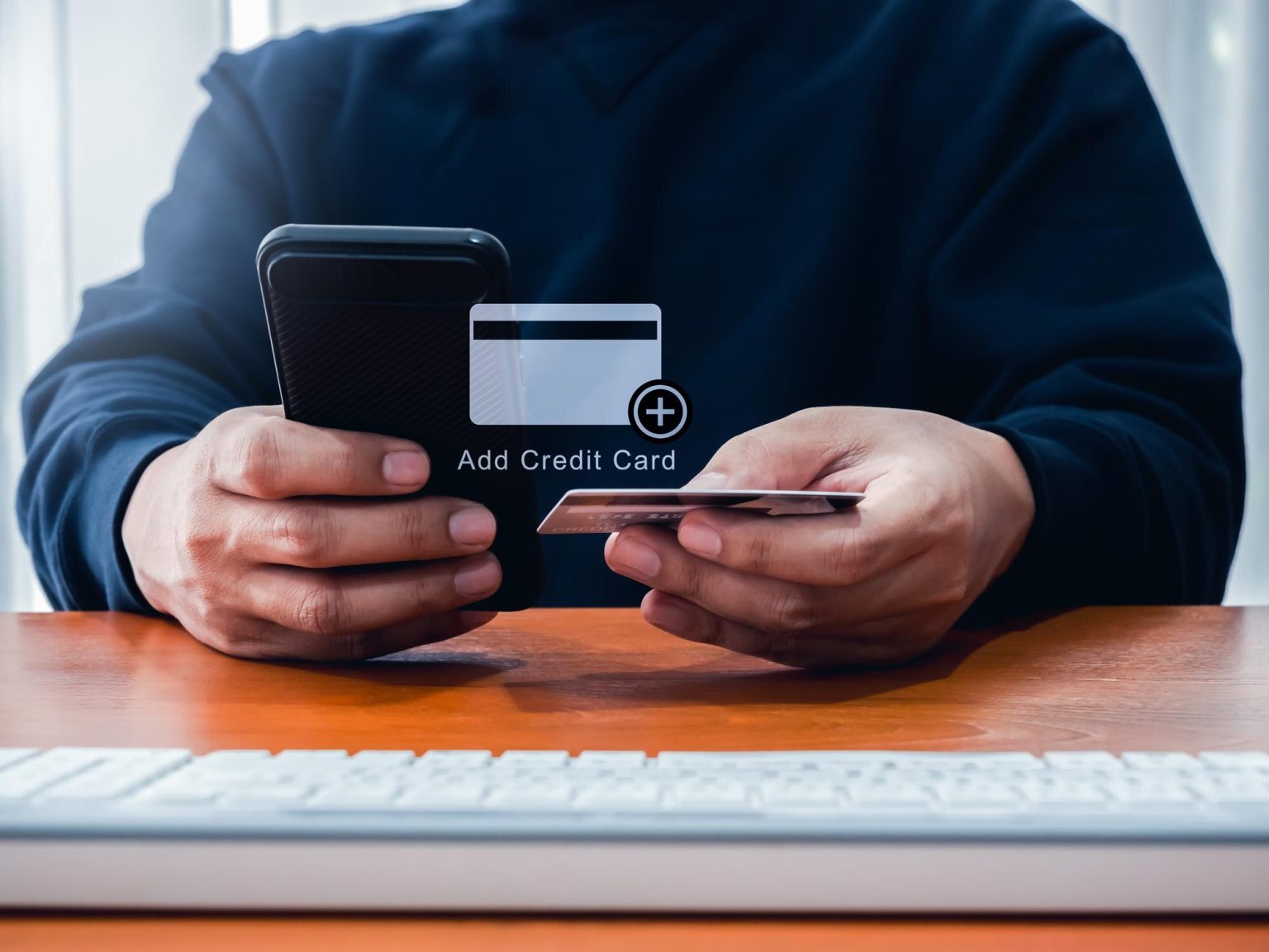Dodaj kartę kredytową finansową koncepcję technologii płatności online Dodaj ikonę karty kredytowej gotówki lub debetowej pojawia się podczas korzystania z smartfona komórkowego do dodania metody płatności do powiązania portfela z aplikacją do płacenia bezpośrednio