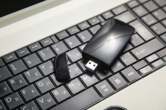 Pendrive z klawiaturą komputera